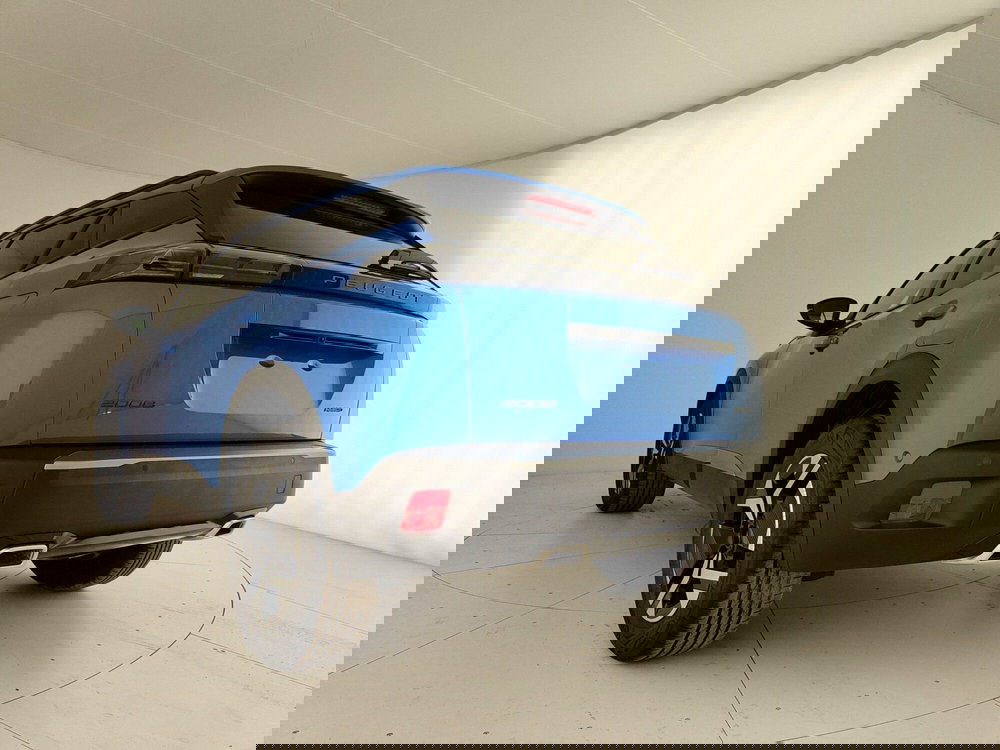 Peugeot 2008 nuova a Caserta (9)