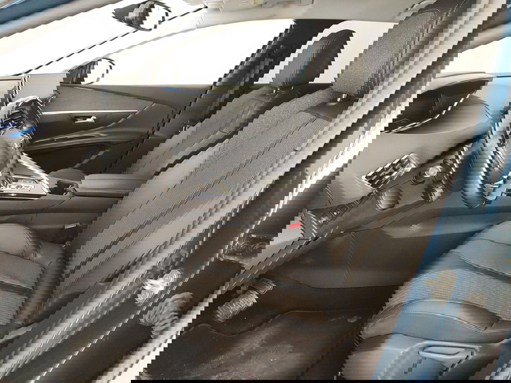 Peugeot 3008 usata a Caserta (15)
