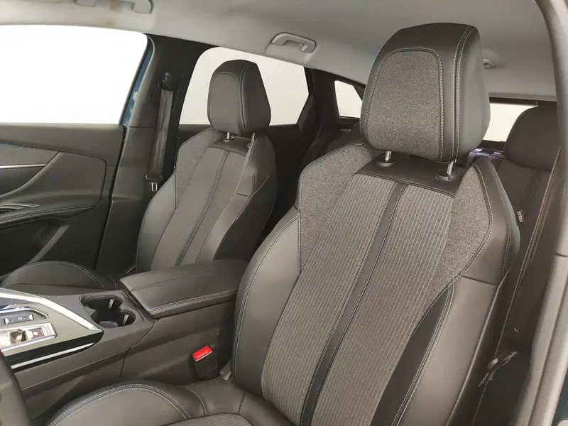 Peugeot 3008 usata a Caserta (16)