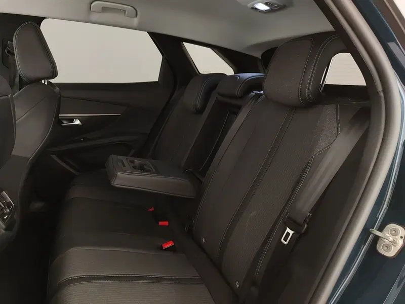 Peugeot 3008 usata a Caserta (18)