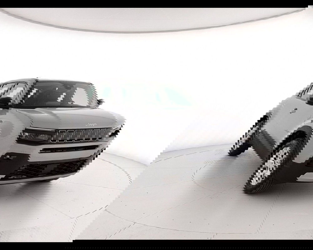 Jeep Avenger nuova a Caserta