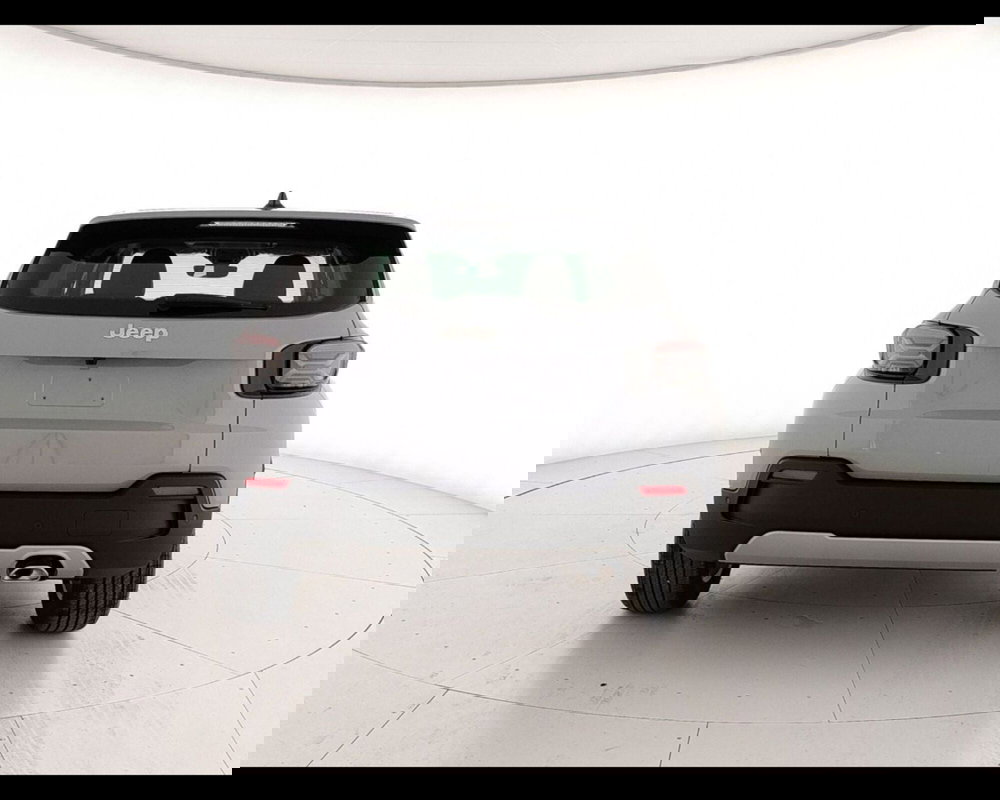 Jeep Avenger nuova a Caserta (6)