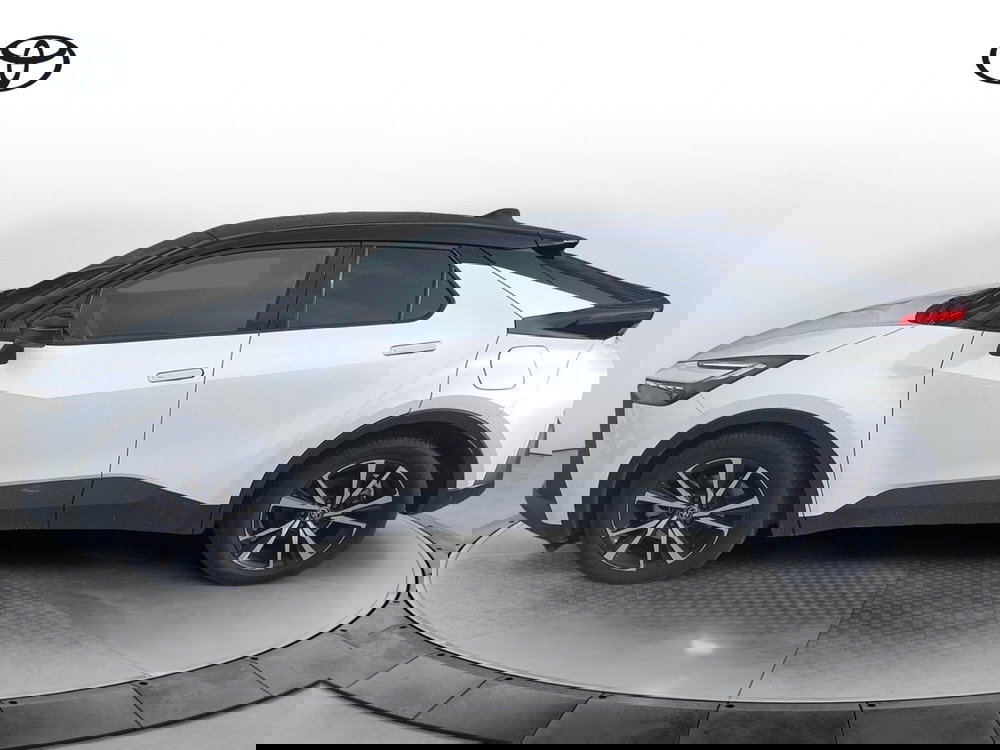 Toyota Toyota C-HR usata a Catania (3)