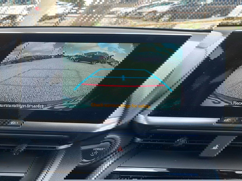 Toyota Toyota C-HR usata a Catania (13)