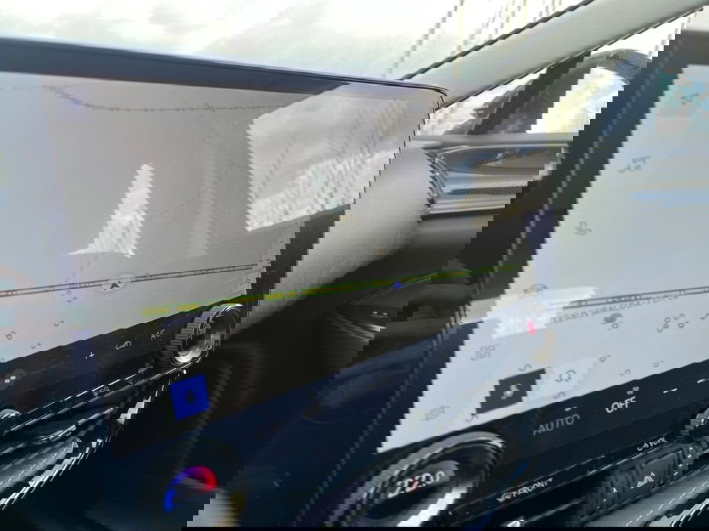 Lexus NX usata a Catania (10)