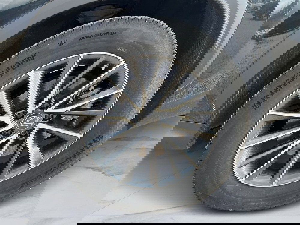 Lexus NX usata a Catania (12)