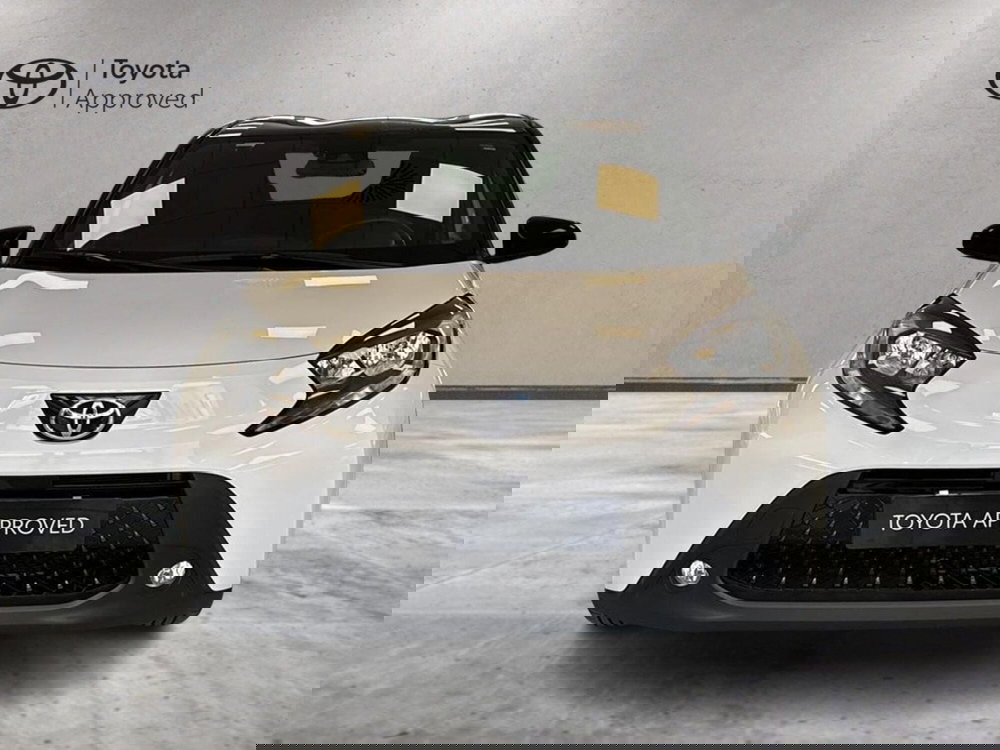 Toyota Aygo X usata a Prato (13)