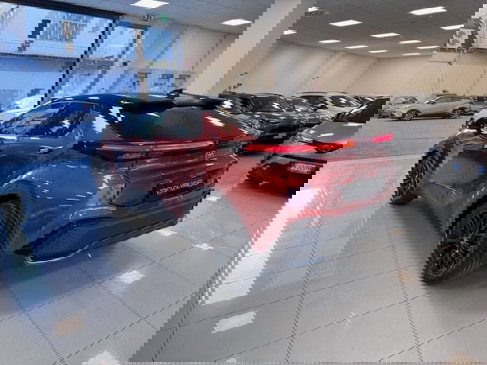 Toyota Toyota C-HR usata a Prato (6)
