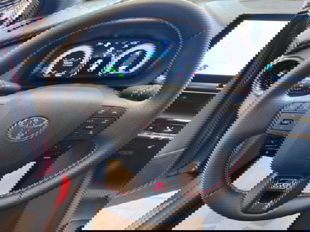 Toyota Toyota C-HR usata a Prato (9)