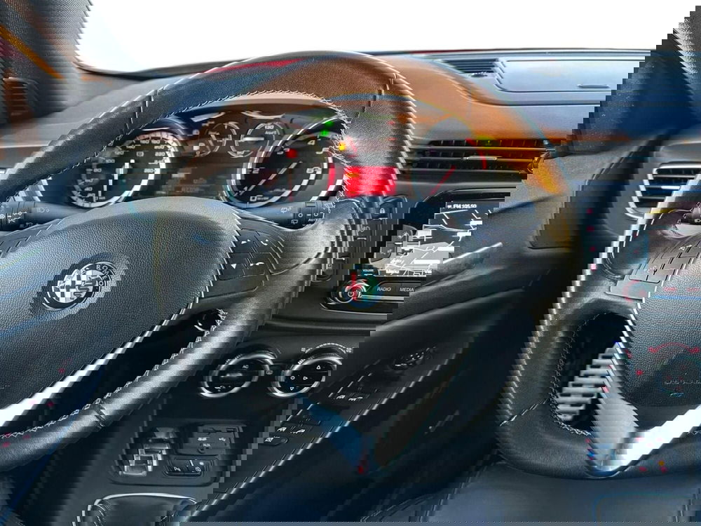 Alfa Romeo Giulietta usata a Pistoia (6)