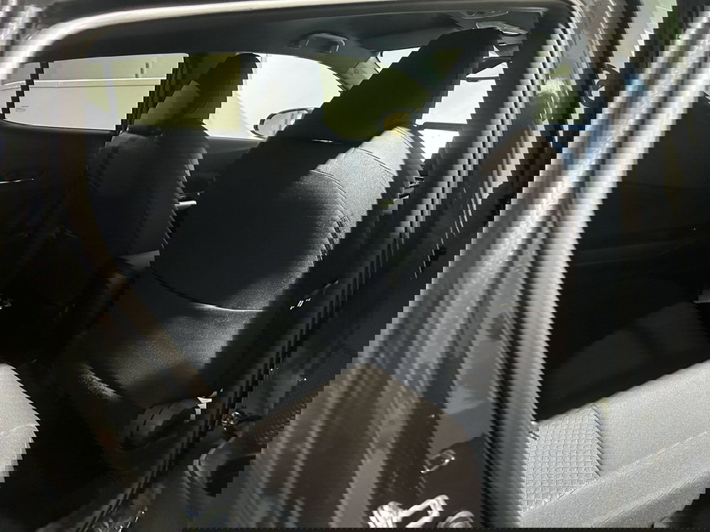 Toyota Toyota C-HR usata a Milano (12)