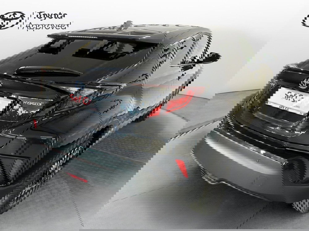 Toyota Toyota C-HR usata a Milano (3)