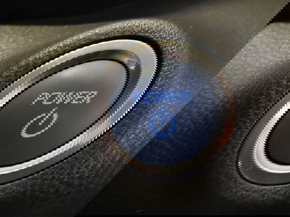 Toyota Yaris usata a Milano (15)