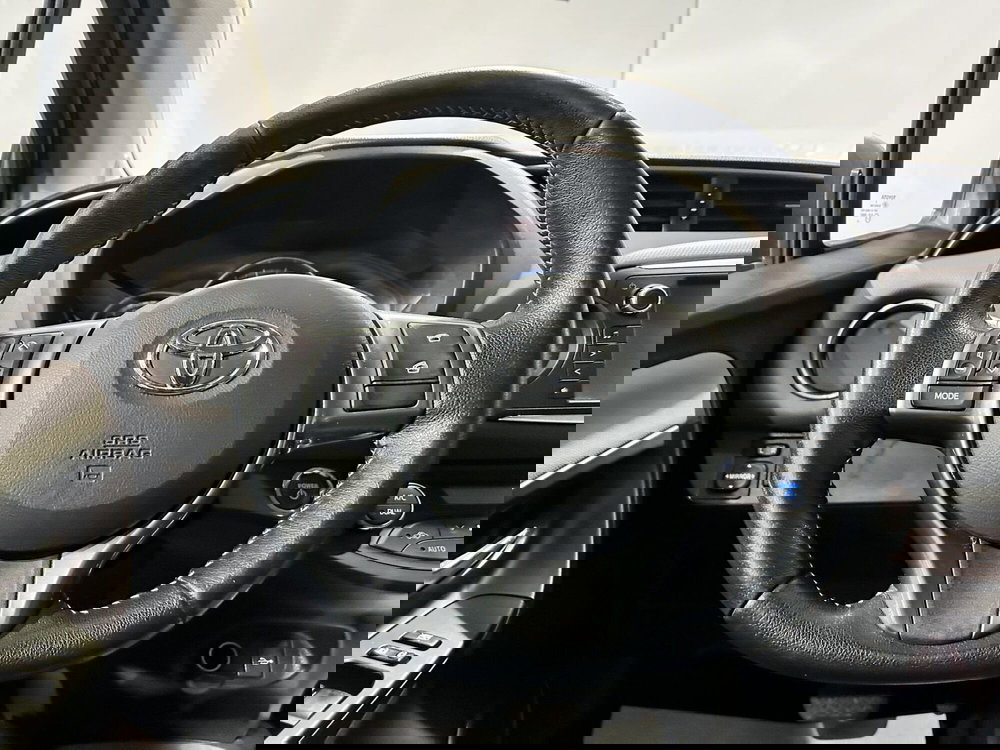 Toyota Yaris usata a Milano (10)