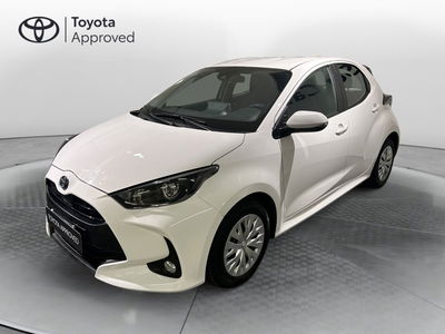 Toyota Yaris 1.5 Hybrid 5 porte Energy del 2022 usata a Milano