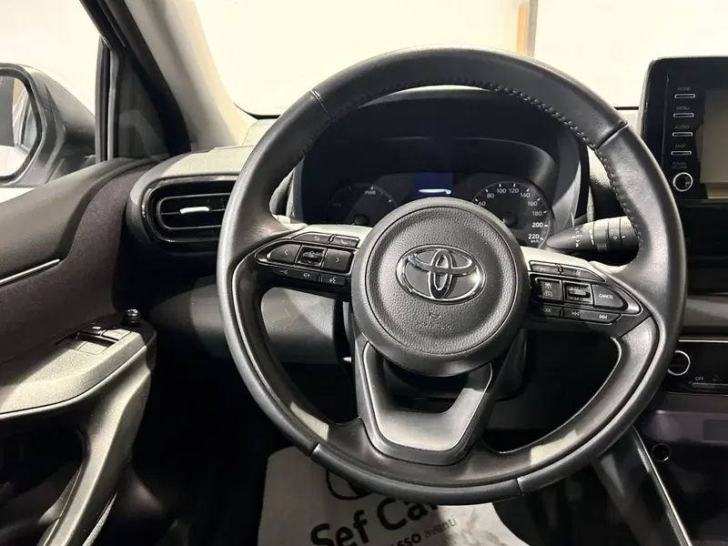 Toyota Yaris usata a Milano (10)