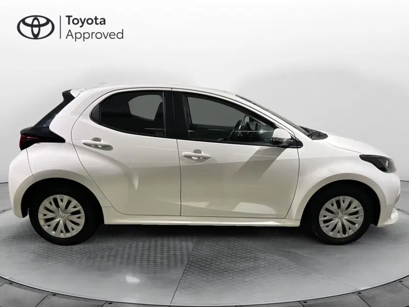 Toyota Yaris usata a Milano (14)