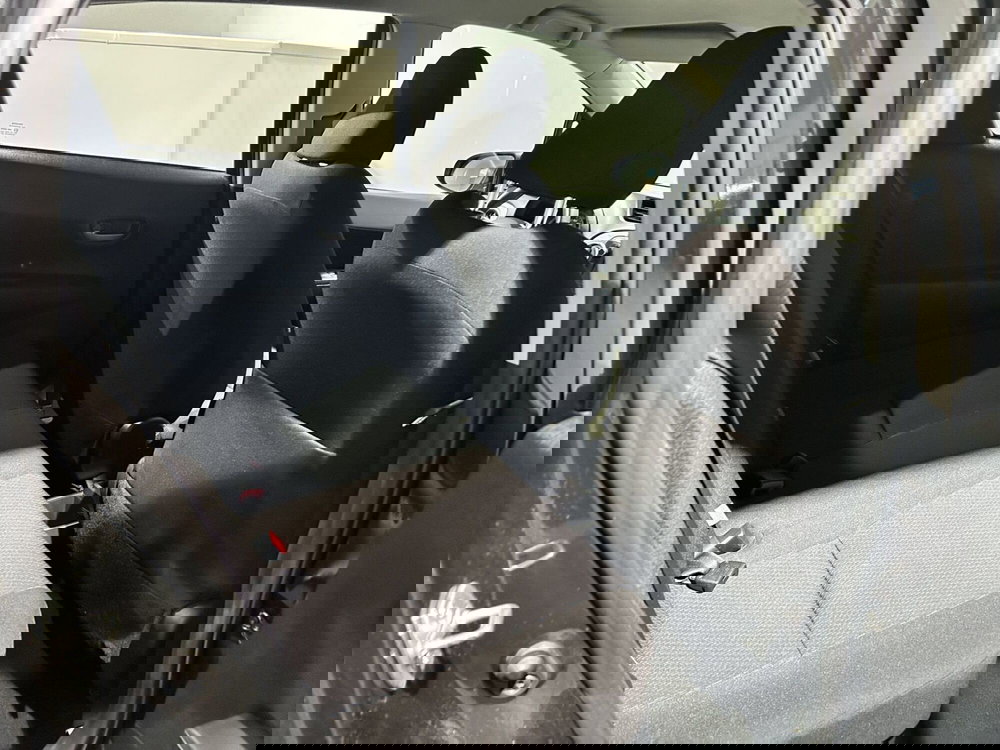 Toyota Yaris usata a Milano (8)