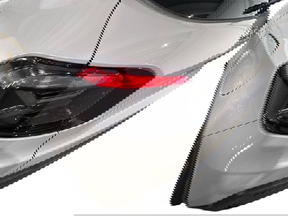 Jeep Avenger nuova a Caltanissetta (10)