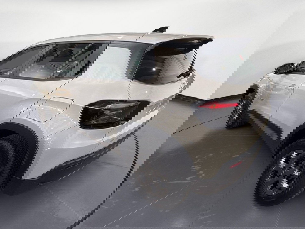 Jeep Avenger nuova a Caltanissetta (4)