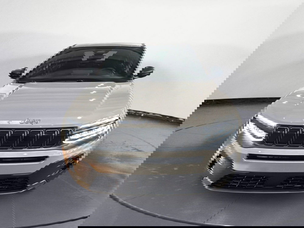 Jeep Avenger nuova a Caltanissetta (6)