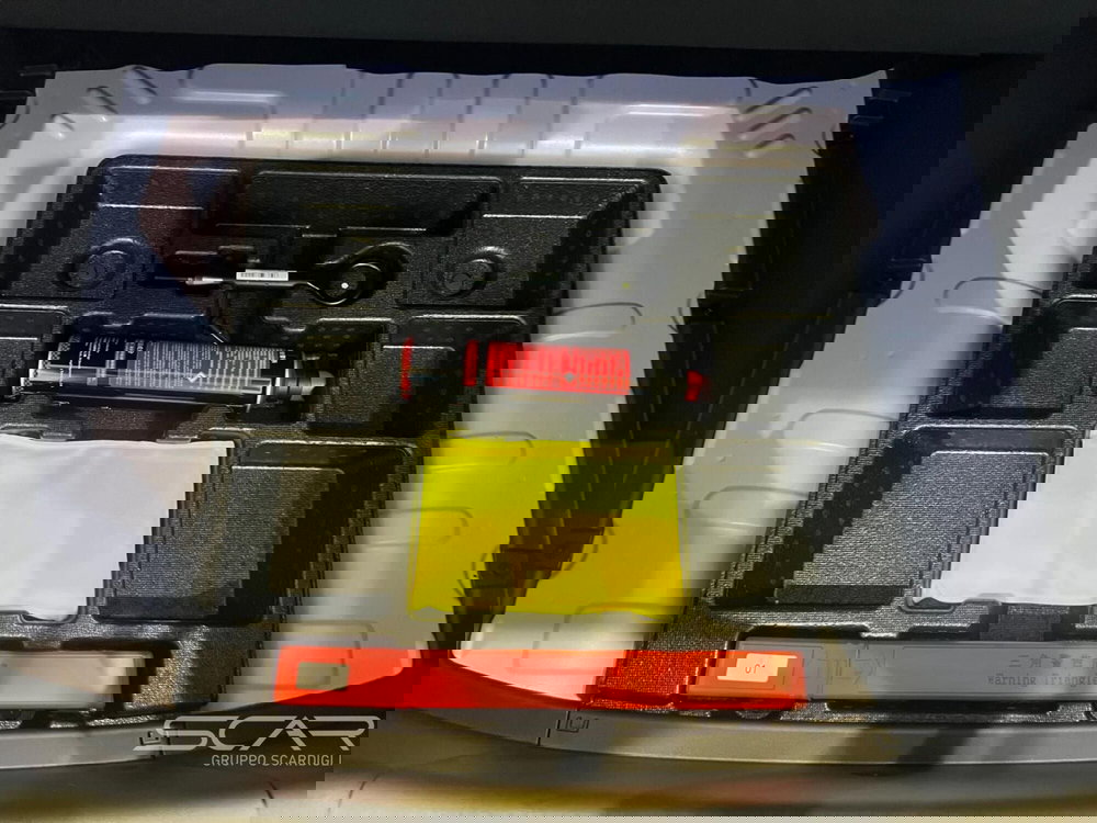 Dongfeng Box  usata a Livorno (12)