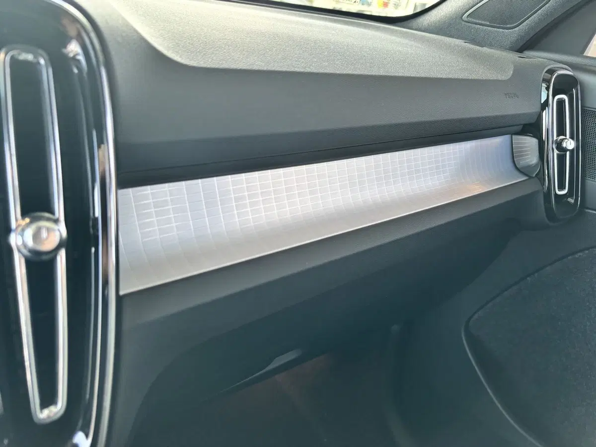 Volvo XC40 nuova a Ferrara (7)