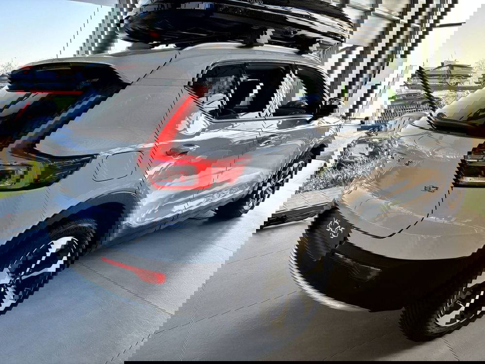Volvo XC40 nuova a Ferrara (15)