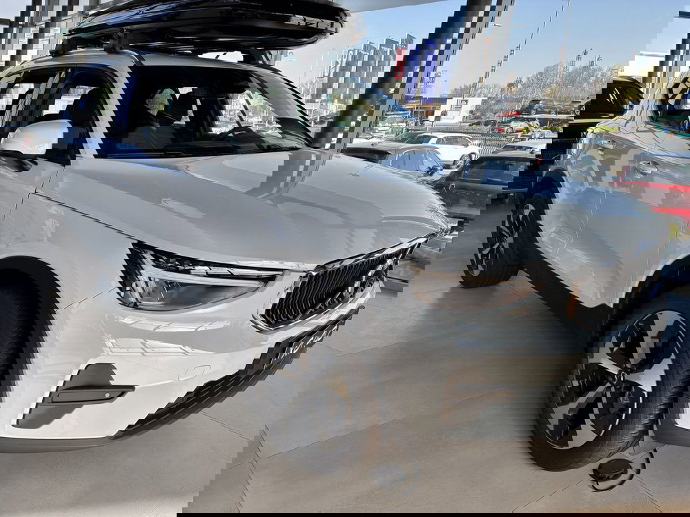 Volvo XC40 nuova a Ferrara (2)