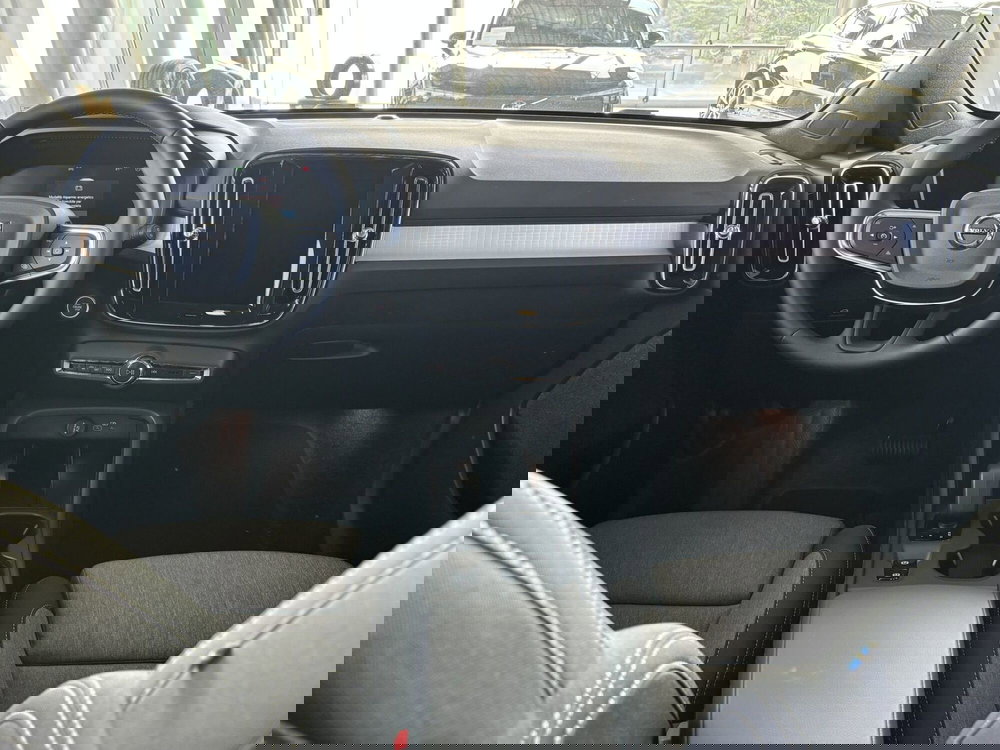Volvo XC40 nuova a Ferrara (8)