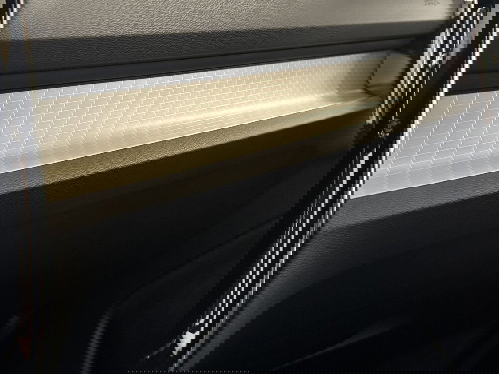 Volvo XC40 nuova a Ferrara (10)