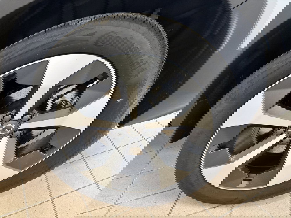 Volvo XC40 nuova a Ferrara (3)