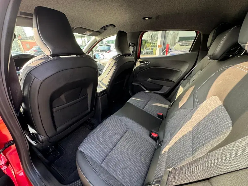 Renault Clio usata a Modena (12)