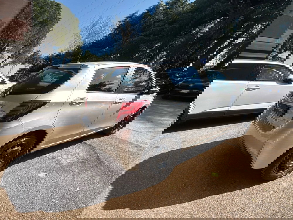 Toyota Yaris usata a Bologna (6)