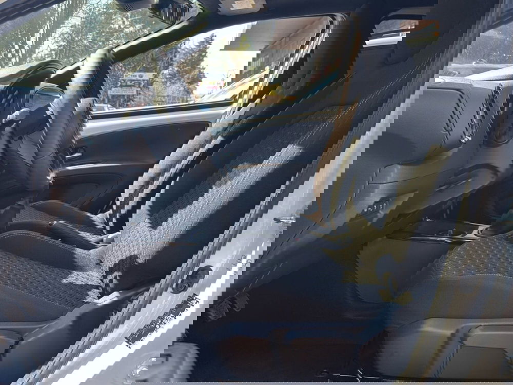 Toyota Aygo X nuova a Bologna (8)