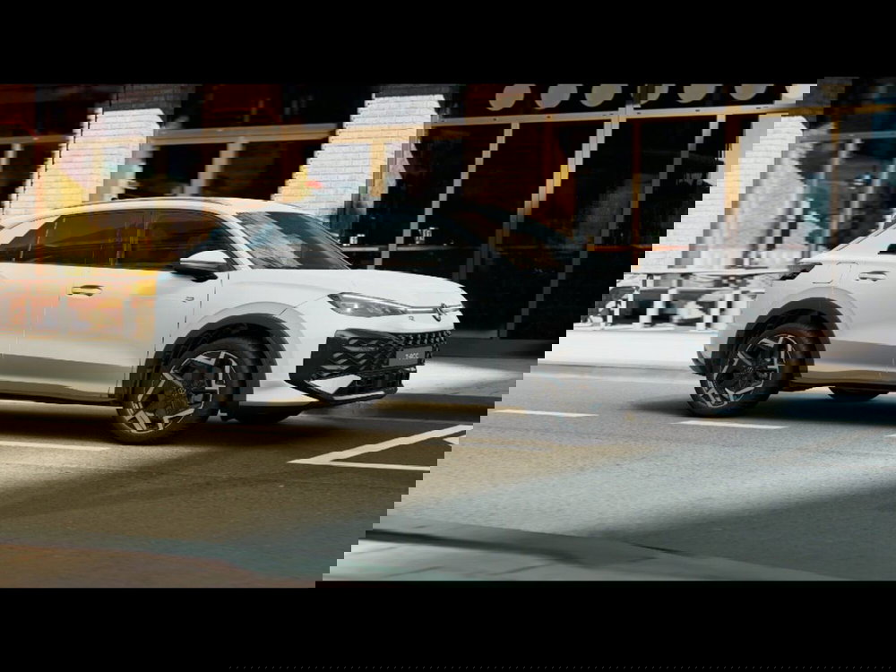 Volkswagen T-Roc nuova a Livorno (3)