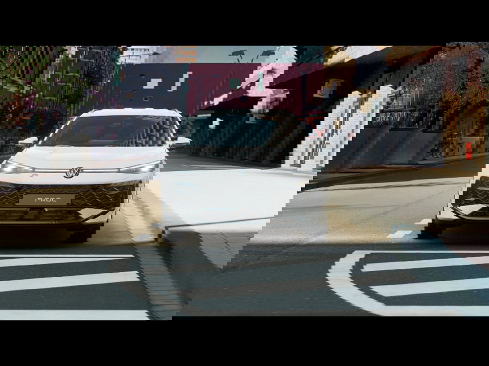 Volkswagen T-Roc nuova a Livorno (5)