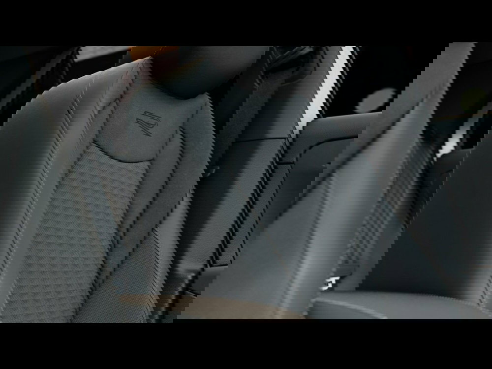 Volkswagen T-Roc nuova a Livorno (7)