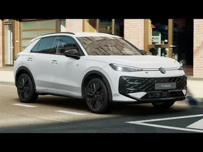 Volkswagen T-Roc 1.5 etsi R-Line 150cv dsg nuova a Livorno