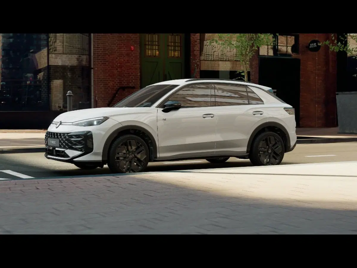 Volkswagen T-Roc nuova a Livorno (2)
