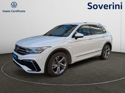 Volkswagen Tiguan 1.4 TSI eHYBRID DSG R-Line del 2022 usata a Bologna