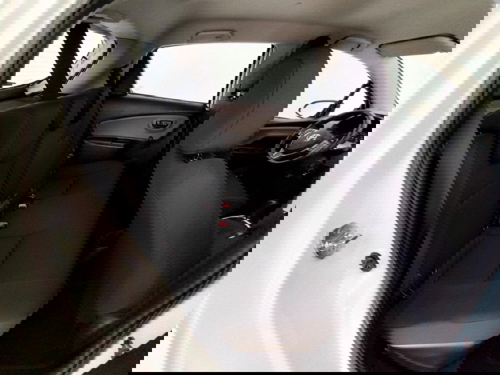 Toyota Yaris usata a Como (5)