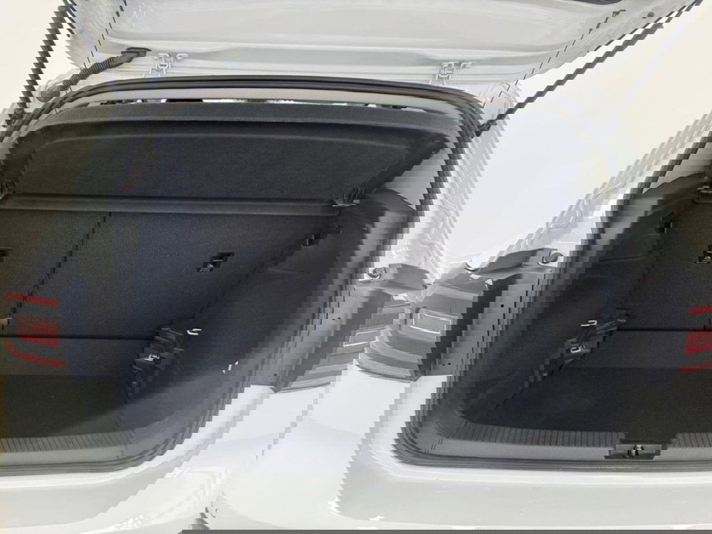 Volkswagen T-Cross usata a Como (19)