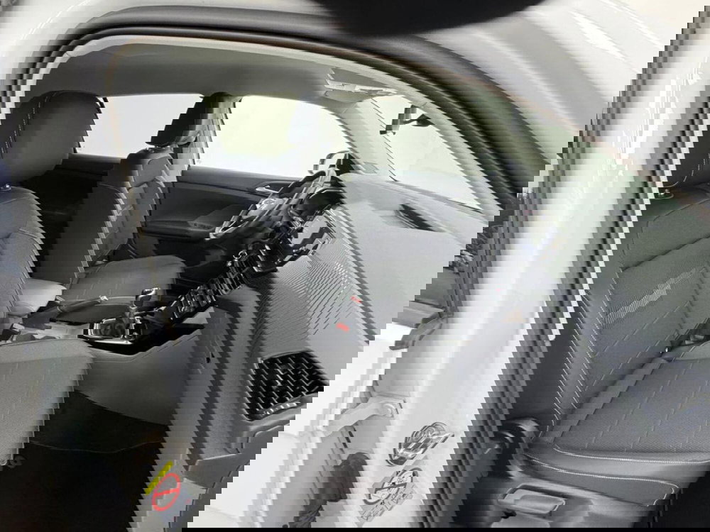 Volkswagen T-Cross usata a Como (3)