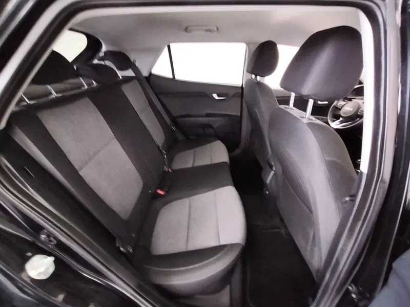 Kia Stonic usata a Como (3)