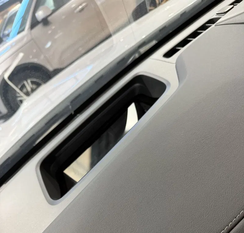 Volvo ES90 nuova a Parma (13)