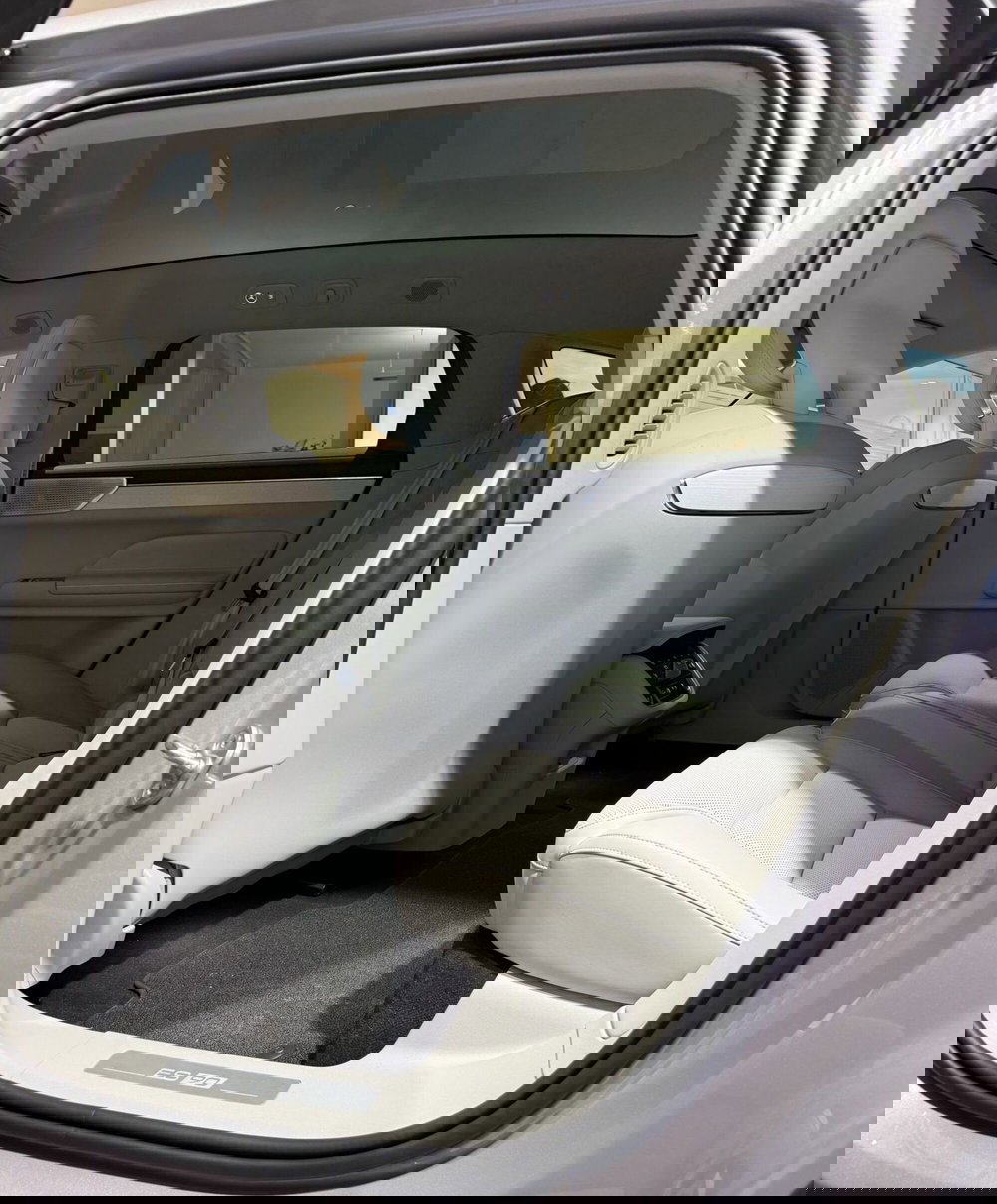 Volvo ES90 nuova a Parma (5)