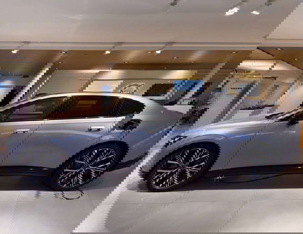 Volvo ES90 nuova a Parma (6)