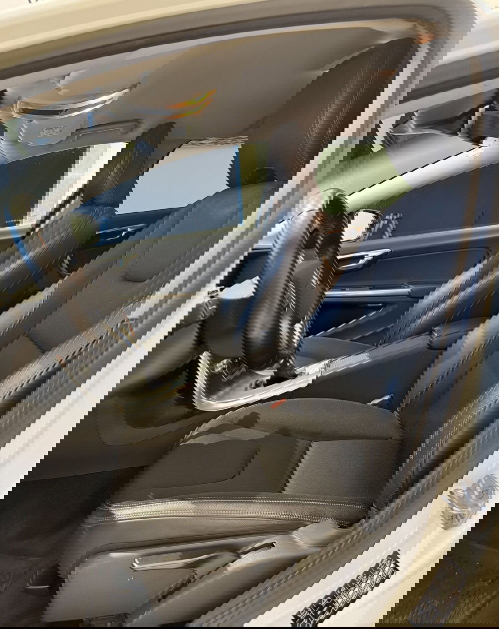 Volvo V60 Cross Country usata a Parma (4)