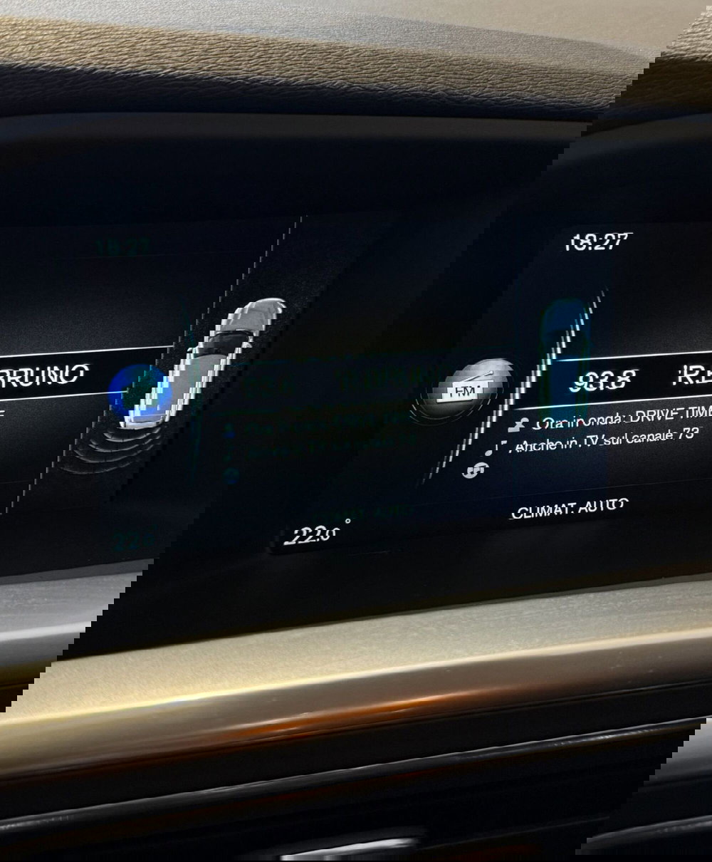 Volvo V60 Cross Country usata a Parma (8)